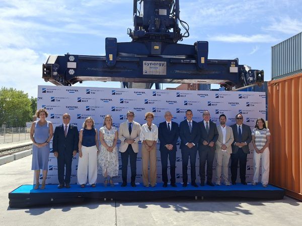 Imagen de portada - Navarra inaugurates expanded Intermodal Terminal with a 10 million investment
