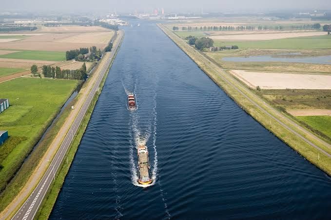 Imagen de portada - North Sea Port Maintains Draft Restrictions Due to Drought in Ghent-Terneuzen Canal