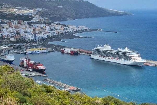 Imagen de portada - Oceania Cruises' Allura Makes Inaugural Calls in La Palma and Tenerife