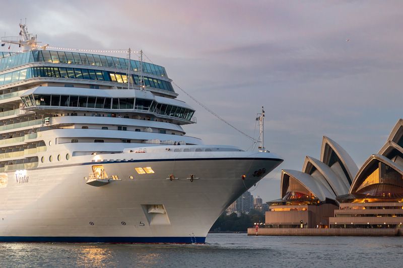 Imagen de portada - Oceania Cruises Destaca su Cartera de Viajes Extendidos e Itinerarios Alrededor del Mundo