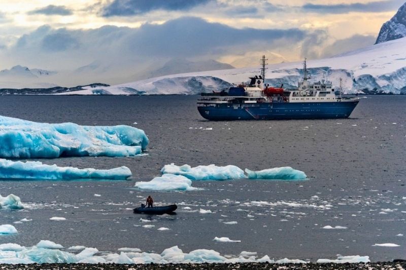 Imagen de portada - Oceanwide Expeditions Lanzará un Viaje al Mar de Bellingshausen en la Antártida en 2027