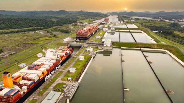 Imagen de portada - Panama Canal Foresees New Transit Restrictions Due to El Niño Drought