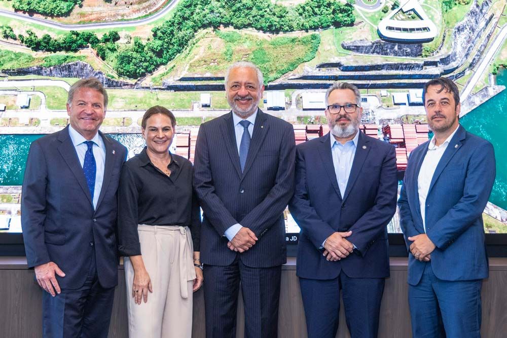 Imagen de portada - Panama Canal and Port of Houston Renew Cooperation Agreement
