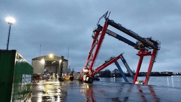 Imagen de portada - Partial Collapse at Exolgan Dock Due to Storm in Puerto Dock Sud