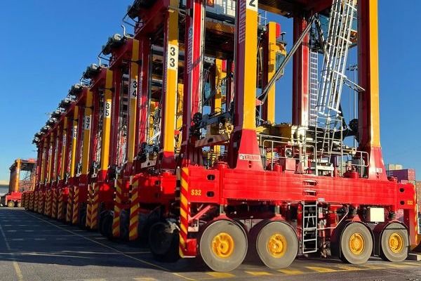 Imagen de portada - Patrick Terminals orders 22 hybrid units from Kalmar for Australian ports