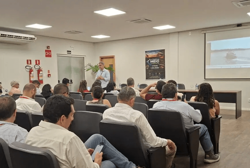 Imagen de portada - Peruvian Commercial Mission Visits Port of Porto Velho to Strengthen Business with Brazil