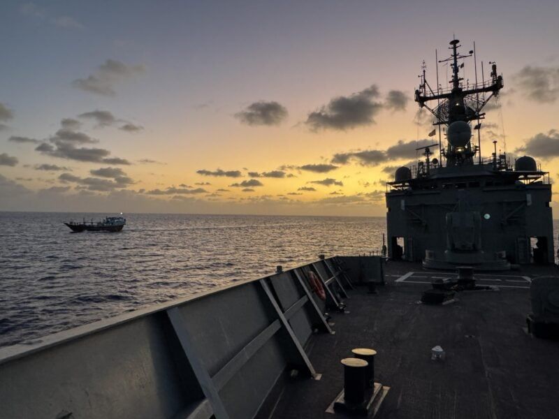 Imagen de portada - Petrolero Sibu 1, sancionado por EE. UU., secuestrado en el Golfo de Adén y desviado hacia Somalia