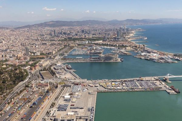 Imagen de portada - Port of Barcelona Publishes Sustainability Report with 157 Participating Organizations