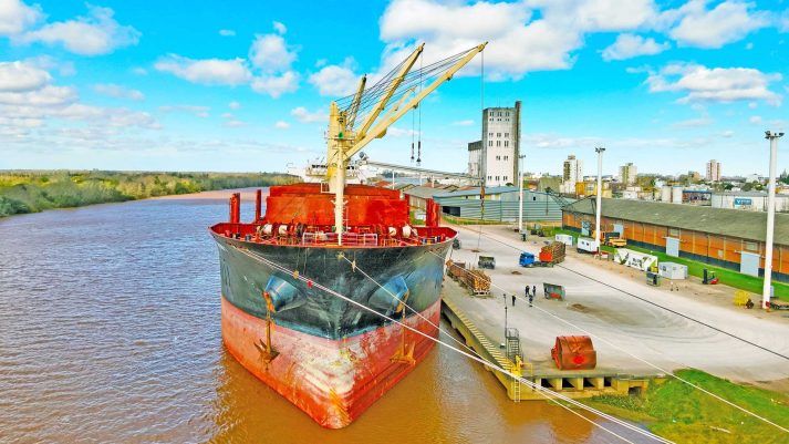 Imagen de portada - Port of Concepción del Uruguay Records 12 Exports in 2026