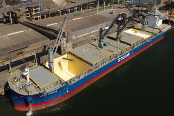Imagen de portada - Port of Paranaguá: G2 Ocean completes first pulp loading operation on new Star Norge