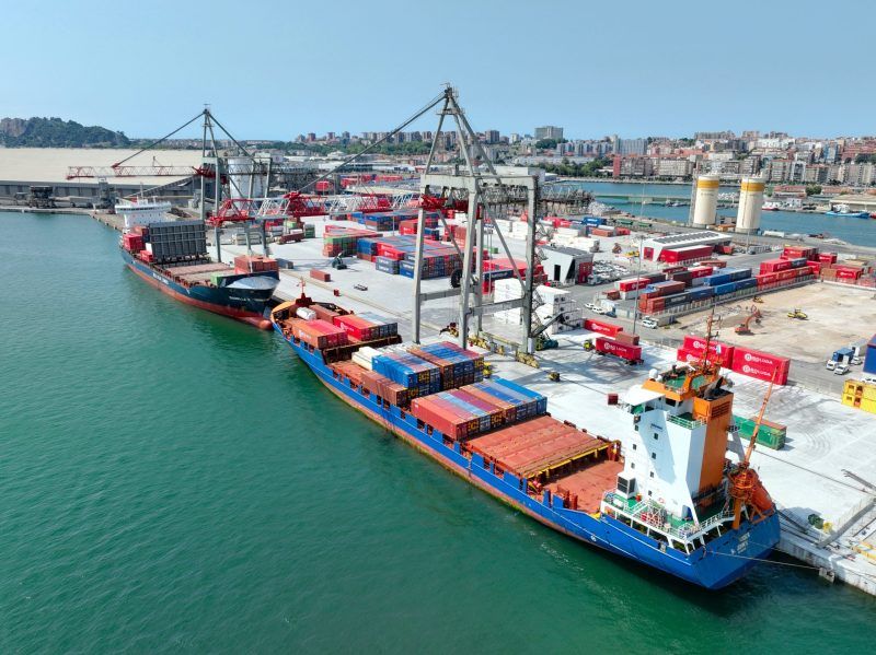 Imagen de portada - Port of Santander Records 3.7% Growth in Cargo Movement January-August 2026
