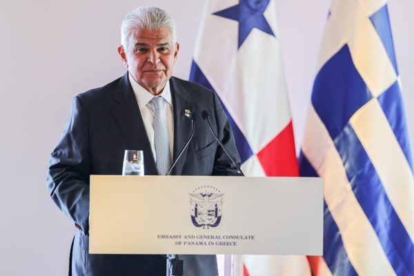 Imagen de portada - President Mulino Presents Plan to Strengthen Panamanian Flag to Greek Shipowners