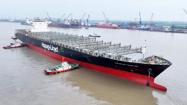 Imagen de portada - Primer buque portacontenedores de Seaspan-Hapag completa conversión a metanol de combustible dual