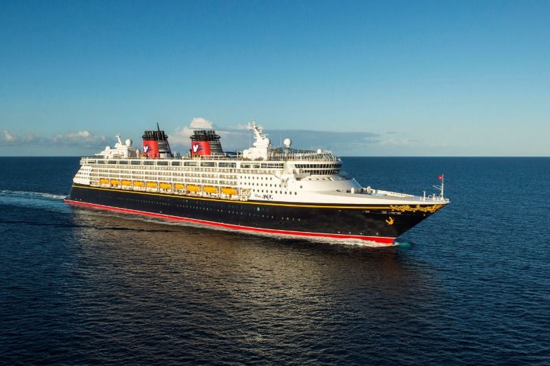 Imagen de portada - Primer programa de dos barcos de Disney en Alaska zarpa desde Vancouver