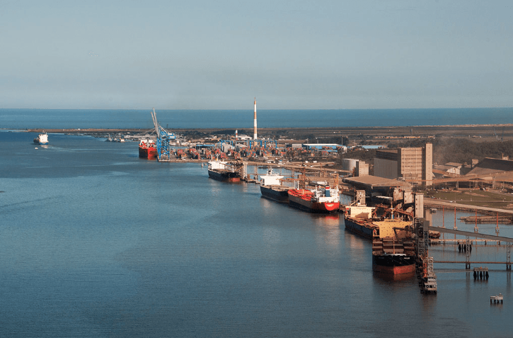 Imagen de portada - Private Use Terminal at Port of Rio Grande Advances with Contract Signing
