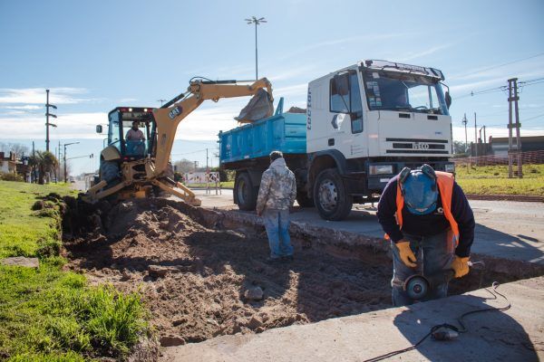Imagen de portada - Puerto Quequén: Lighting improved at access with LED technology