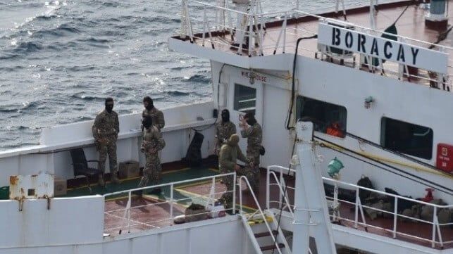 Imagen de portada - Reporteros Encubiertos Confirman Presencia Paramilitar Rusa en Buques Tanque