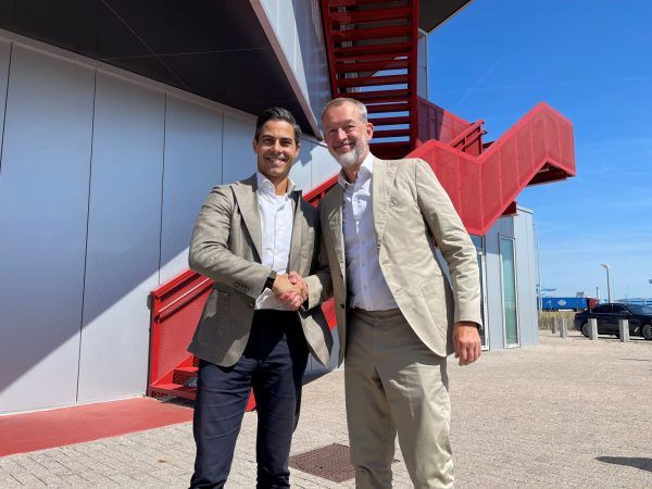 Imagen de portada - Rob Jetten Visits Port of Rotterdam to Evaluate Sustainable Investments