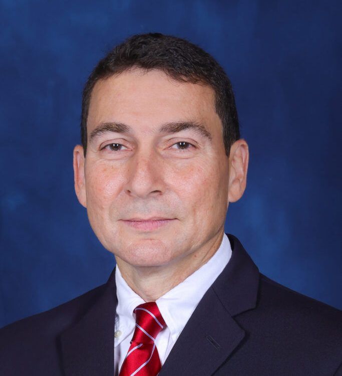 Imagen de portada - Rubén Pérez Pinzón Assumes Role as Temporary Deputy Administrator of the Panama Canal