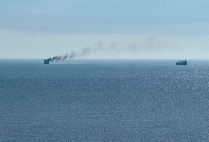 Imagen de portada - Rusia informa ataques a buques portuarios ucranianos y almacenes militares en Odesa