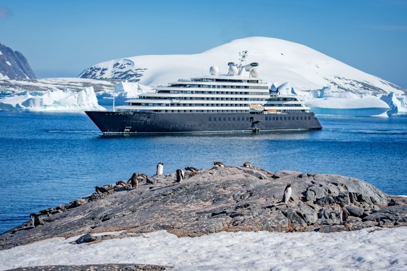 Imagen de portada - Scenic Eclipse Lanza Cruceros a la Antártida en 2027 desde Buenos Aires