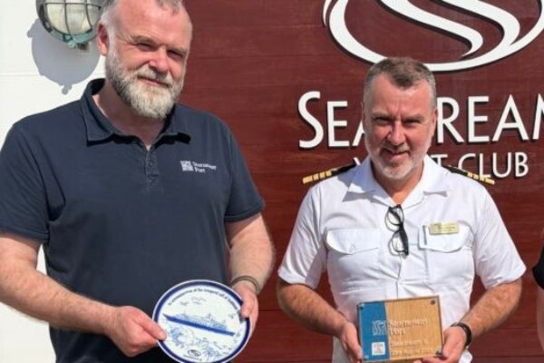 Imagen de portada - SeaDream II Makes Inaugural Call at Port of Stornoway
