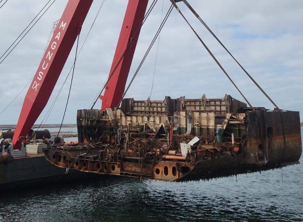 Imagen de portada - Servimagnus Completes Removal of Dredger 259-C Mendoza in Mar del Plata