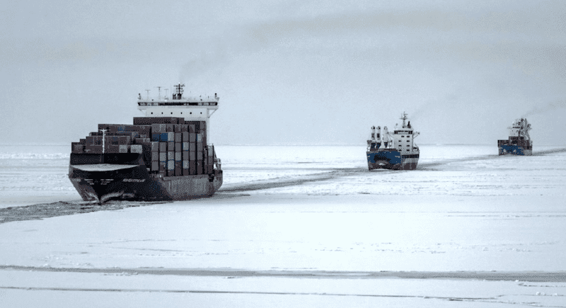 Imagen de portada - Siete buques chinos lanzarán un servicio regular a Europa a través de la ruta ártica