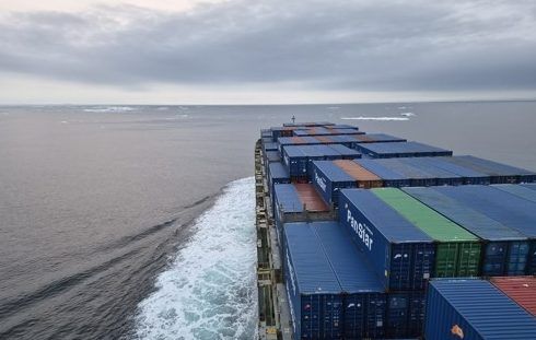 Imagen de portada - South Korean Ship Completes Arctic Crossing to Great Britain in 21 Days
