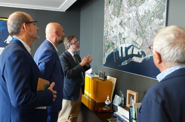 Imagen de portada - Spain: Navantia Seanergies Visits Port Tarragona to Learn About its Progress in Floating Offshore Wind Energy