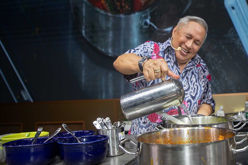 Imagen de portada - StarCruises Concluye Crucero Culinario con Datuk Chef Wan a Bordo del Star Voyager