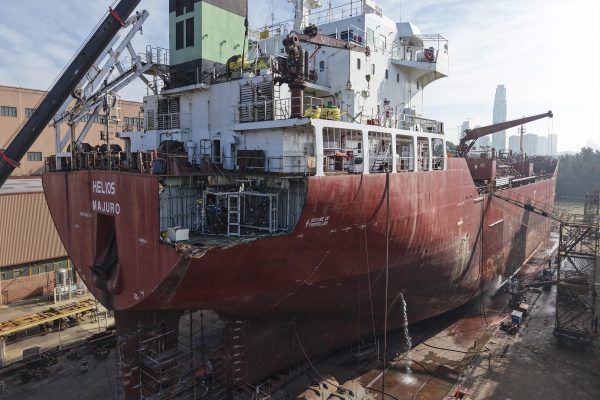 Imagen de portada - Tandanor Completes Repair of Oil Tanker Helios After Collision in Campana