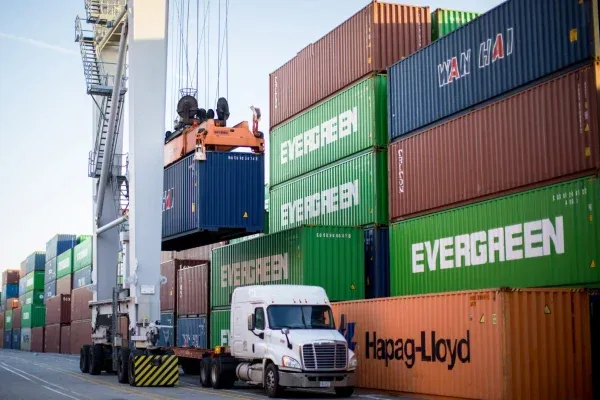 Imagen de portada - USA: Georgia Ports Authority Highlights GPA Trucker App Used by 4,000 Truckers