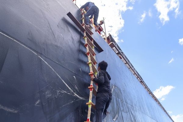 Imagen de portada - Wallem-Managed Bulker Rescues Two Filipino Fishermen from Sinking Boat