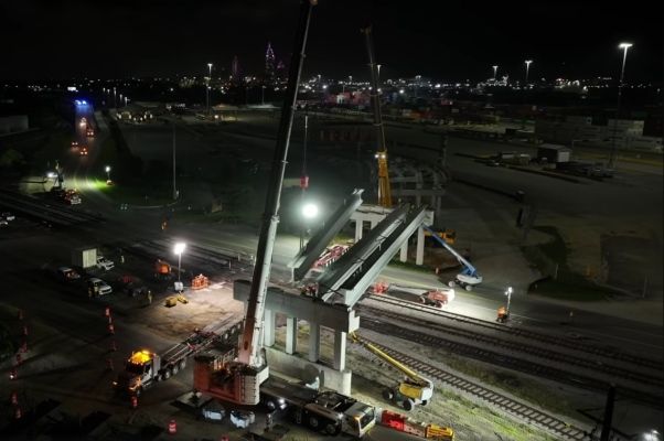 Imagen de portada - Work Progresses on Intermodal Bridge at the Port of Mobile
