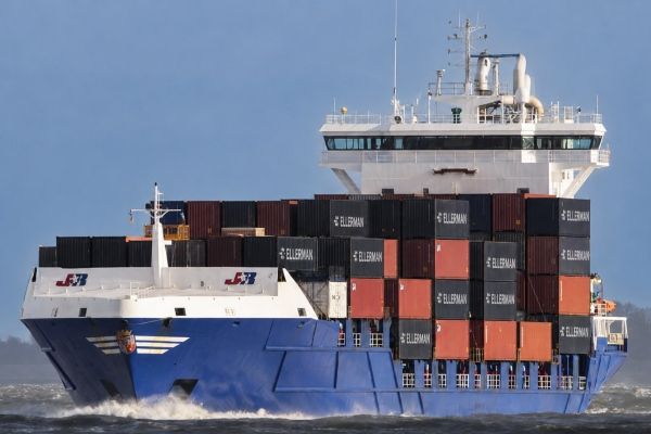 Imagen de portada - iBEX 1: Ellerman City Liners Launches Bilbao-Rotterdam-Tilbury Maritime Service