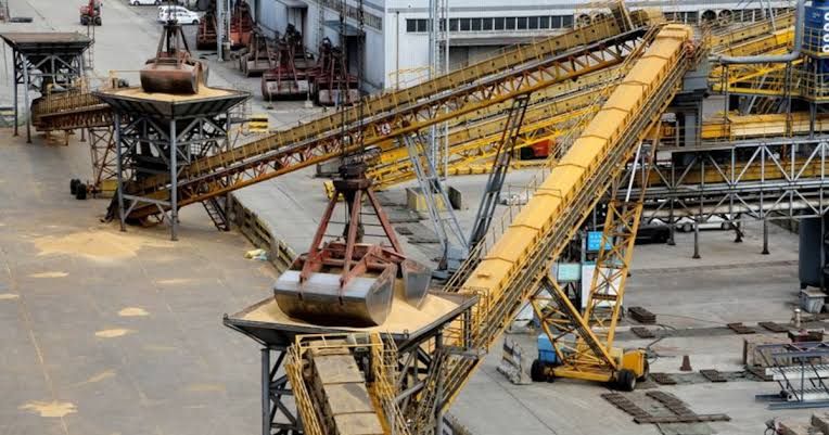 Complejo soja: Argentina perdió el liderazgo mundial en capacidad de molienda y cayó al tercer puesto detrás de EE.UU. y Brasil