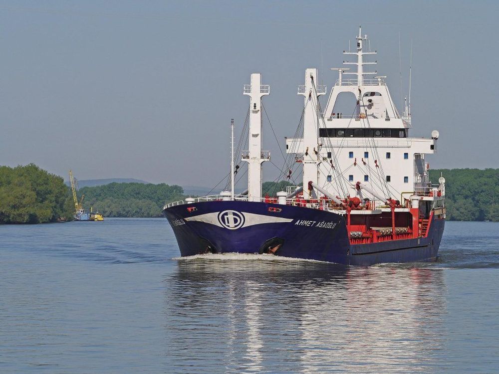Imagen de portada - 70 Ships Waiting in Sulina Canal to Access Ukrainian Ports