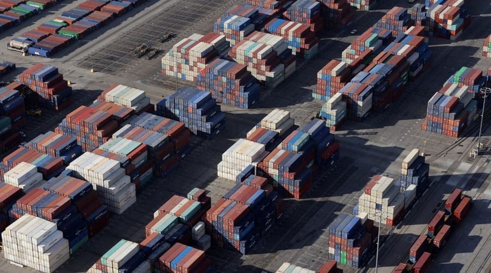 Imagen de portada - According to CBS, the United States investigates allegations that Chinese companies restricted container production before COVID-19.