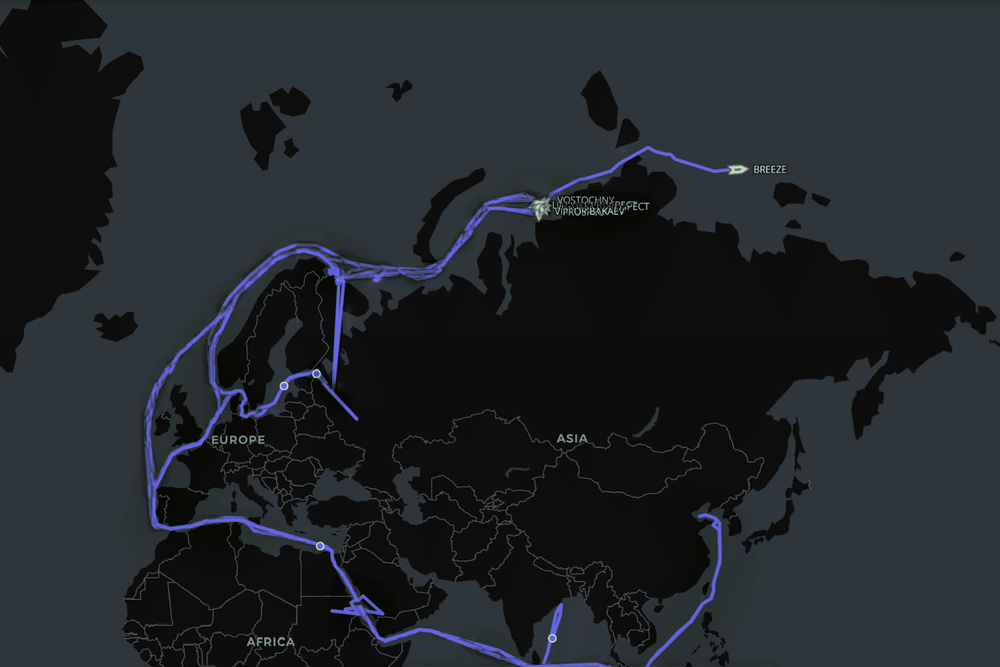 Imagen de portada - Arctic LNG 2 recibe el primer buque convencional mientras Rusia expande las exportaciones de petróleo por la RMN