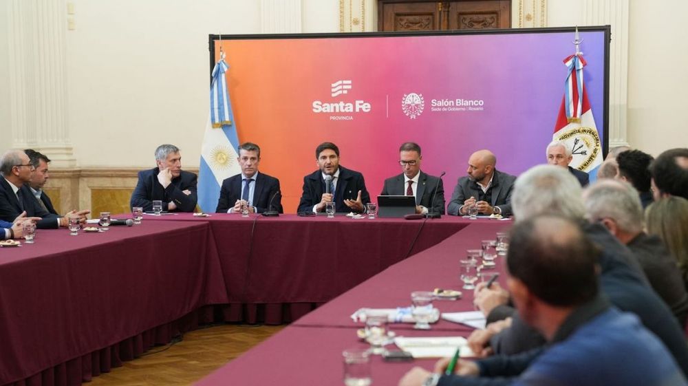 Imagen de portada - Argentina: Province of Santa Fe Seeks Definitive Solution to Improve Port Connectivity