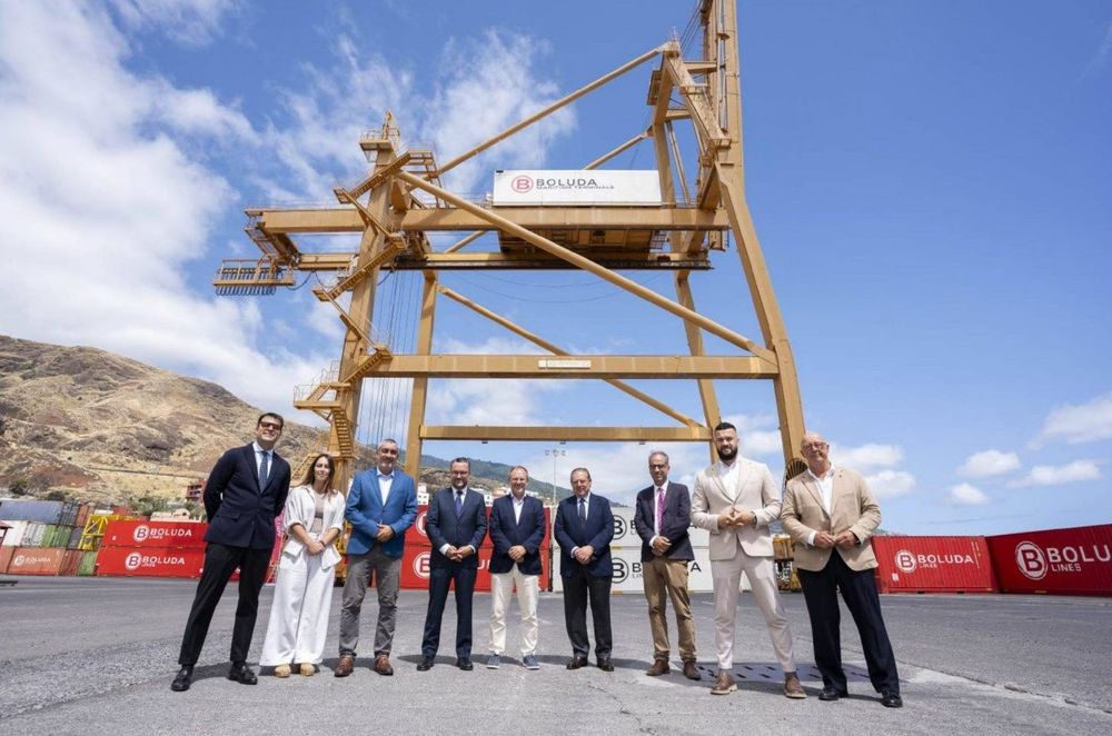 Imagen de portada - Boluda Shipping renueva concesión de BMT La Palma e incorpora primera grúa STS del terminal
