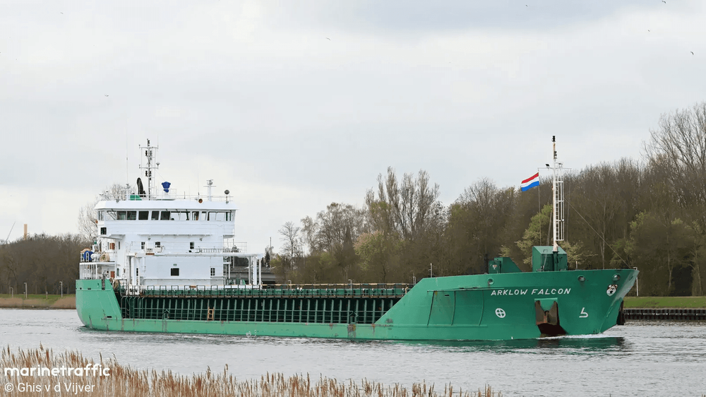 Imagen de portada - Buque de Carga General Pierde el Control de Dirección en Incidente en el Canal Gante-Terneuzen