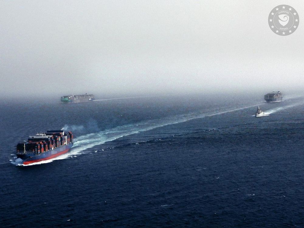Imagen de portada - Buque de Carga se Hunde en el Mar Rojo Tras Ataque Cerca de Yemen