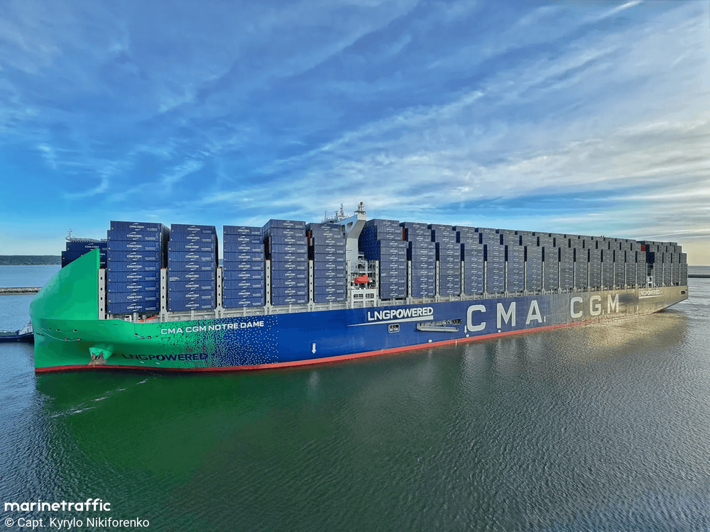 Imagen de portada - CMA CGM lanza el portacontenedores más grande propulsado por GNL, Notre Dame