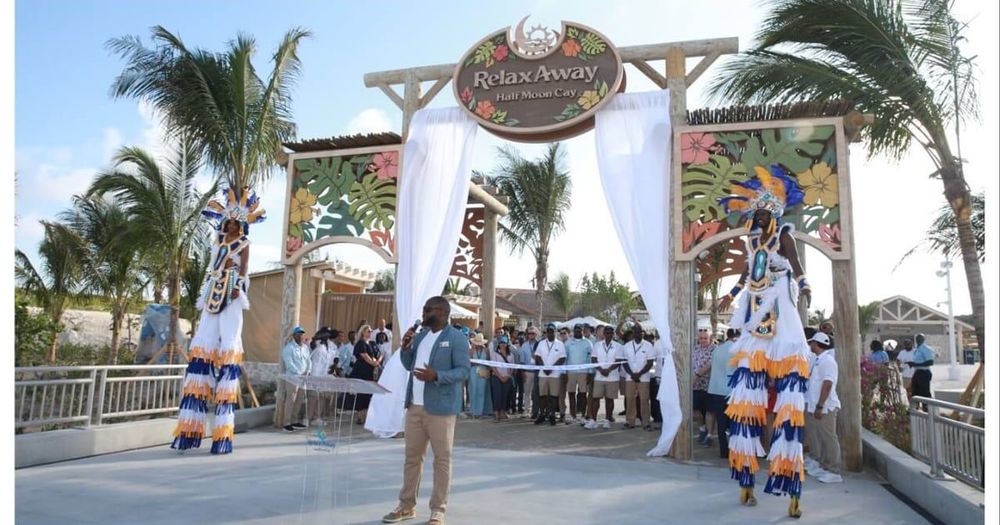 Imagen de portada - Carnival Cruise Line inaugura el ampliado RelaxAway, Half Moon Cay