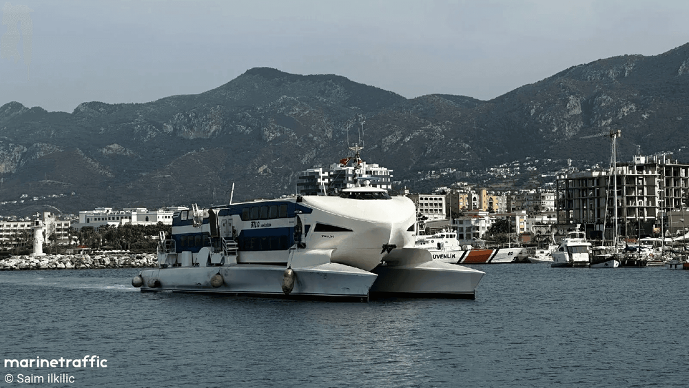 Imagen de portada - Catamarán de Alta Velocidad se Hunde Frente a Chipre: Ocho Muertos, 18 Desaparecidos
