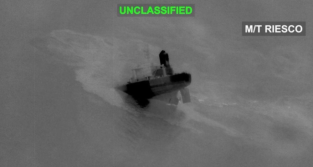 Imagen de portada - Centcom Destroys Five Iranian Oil Tankers in Retaliation for Attacks