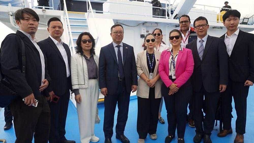 Imagen de portada - Chinese Ambassador Visits Manta Port to Strengthen Commercial Cooperation