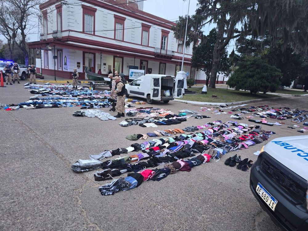 Imagen de portada - Concepción del Uruguay Blow to Smuggling: Prefecture Seized a Shipment of Goods